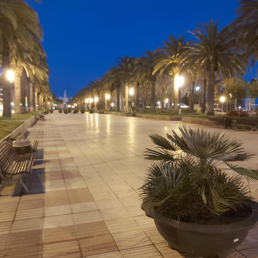 Apartamento En El Centro De Salou Exterior foto